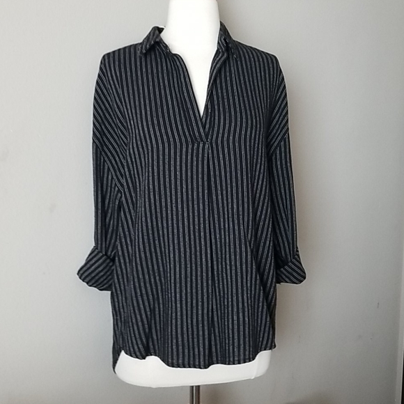 NWT Universal thread pullover blouse/top - Picture 4 of 8